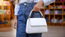 <h2><em>Dein Stil. Deine Tasche. <br/></em>Deine BAG COLLECTION<em>.</em></h2>