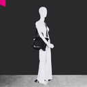 Shopper getragen am Model – Größenverhältnis und Tragekomfort