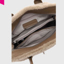 Innenansicht des E&N Heather Shopper klein mit Reißverschlussfach und zusätzlichem Steckfach
