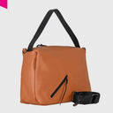 Cromia Alyson Leder-Beuteltasche in Cognac mit abnehmbarem Schultergurt und Außentasche
